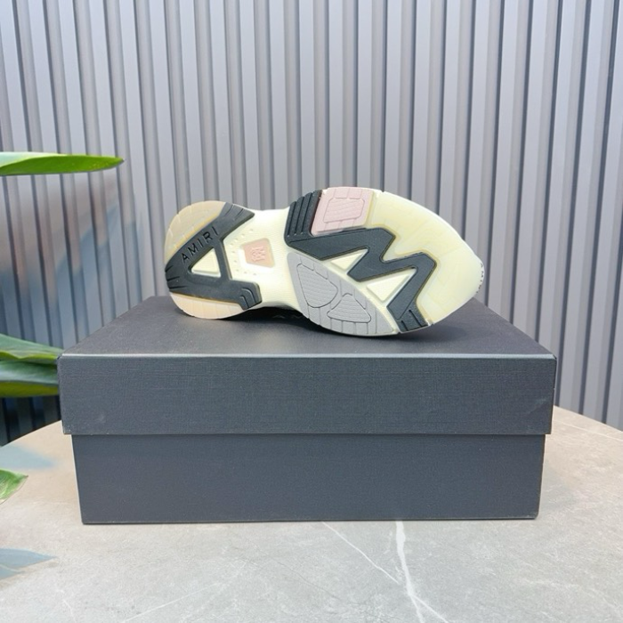 AR1M1 Low-Top Sneaker - CCSHOES