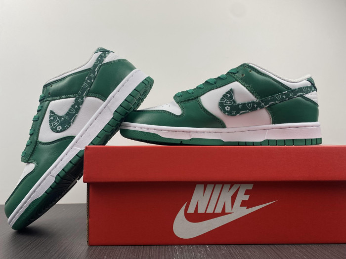 NIKE DUNK LOW ESSENTIAL PAISLEY PACK GREEN (W) DH4401-102 - CCSHOES