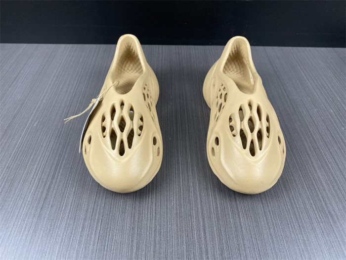 Adidas Yeezy Foam RNNR Ochre GW3354 - CCSHOES