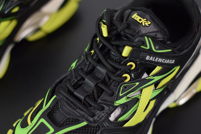 BLCG Track 2 570391 W2GN3 1022 - CCSHOES