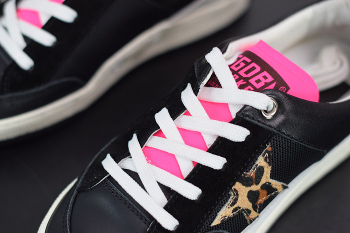 GGD Women’s fuchsia and leopard-print Yeah sneakers - CCSHOES