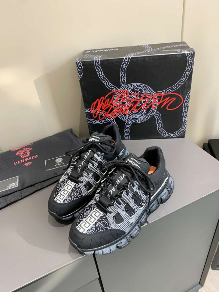 Versac CHAIN REACTION SNEAKERS - CCSHOES