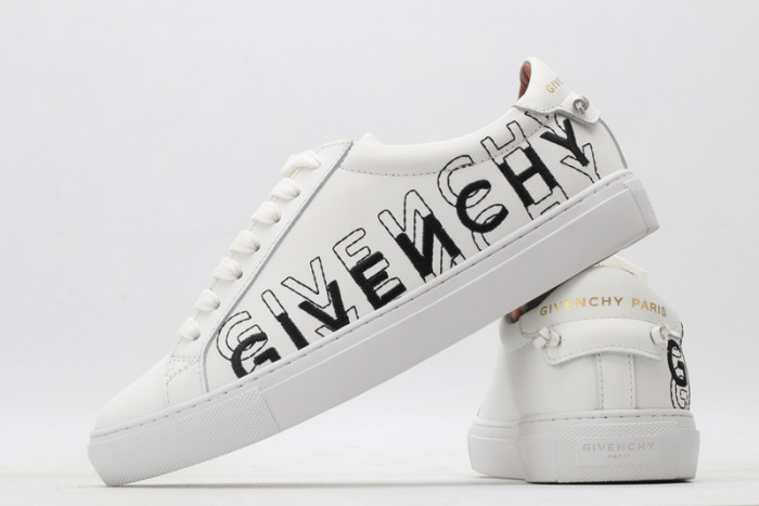 Givench LOW-TOP SNEAKER - CCSHOES