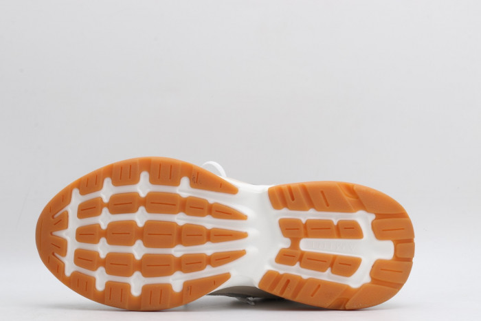 AR1M1 Low-Top Sneaker - CCSHOES