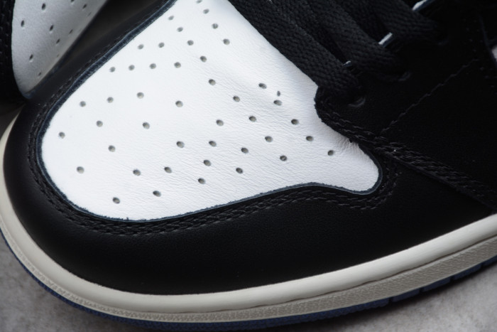 Air Jordan 1 Retro High OG “Blue Moon” 555088-115 - CCSHOES