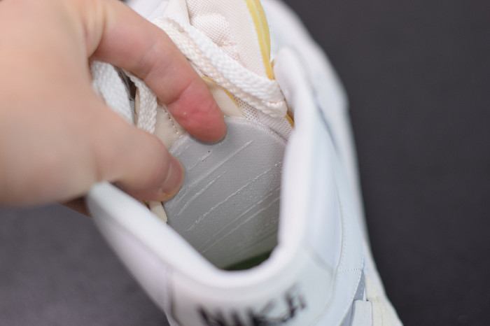 SACAI X NIKE BLAZER MID WHITE BV0072-100 - CCSHOES