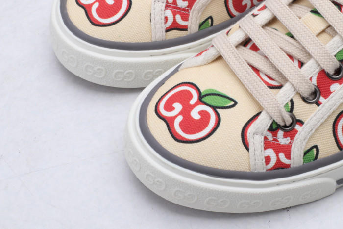 GUCC LOW-TOP SNEAKER - CCSHOES