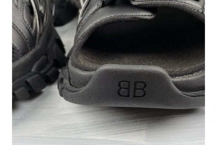 BLCG TRACK SANDAL BLACK 617542W2CC11000 - CCSHOES