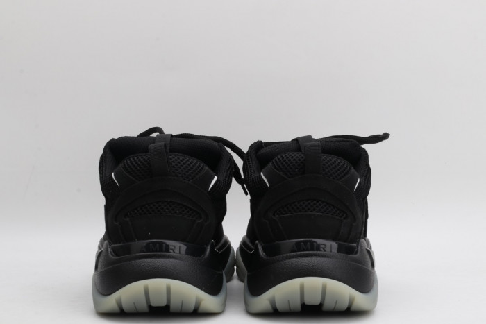 AR1M1 Low-Top Sneaker - CCSHOES