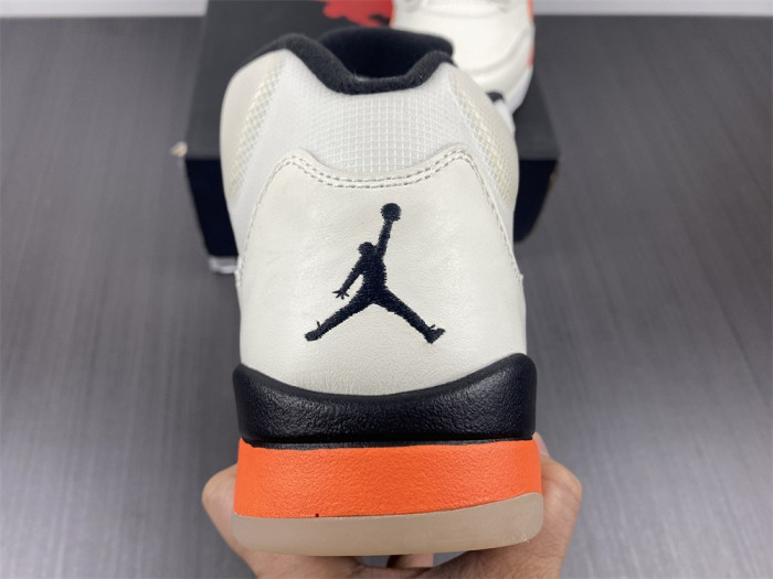 Jordan 5 Retro Total Orange DC1060-100 - CCSHOES
