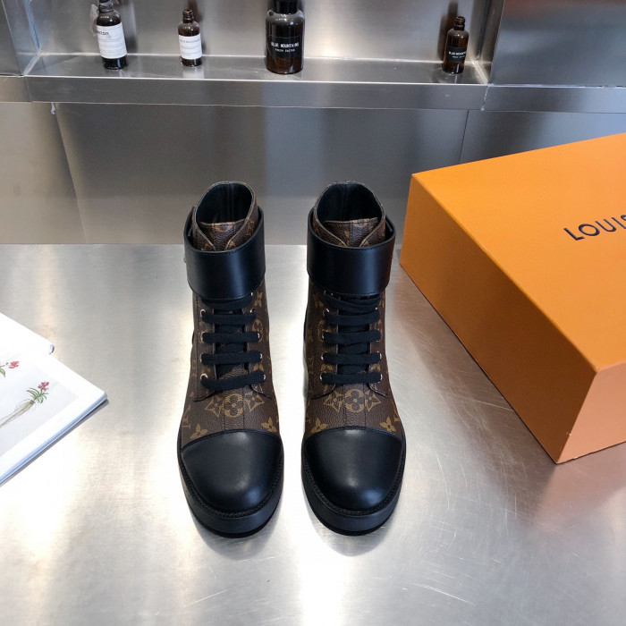 LOUS VUITON WONDERLAND FLAT RANGER BOOTS - CCSHOES