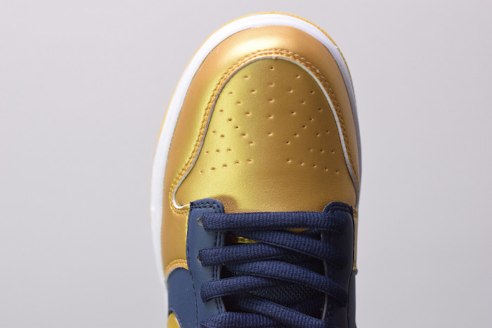 Nike SB Dunk Low Jewel Swoosh Gold CK3480-700 - CCSHOES