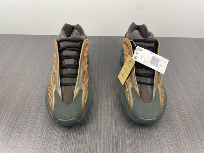 Adidas Yeezy Boost 700 V3 Copfade GY4109 - CCSHOES