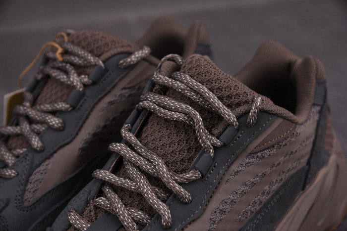 ADIDAS Yeezy Boost 700 V2 'Mauve' GZ0724 - CCSHOES