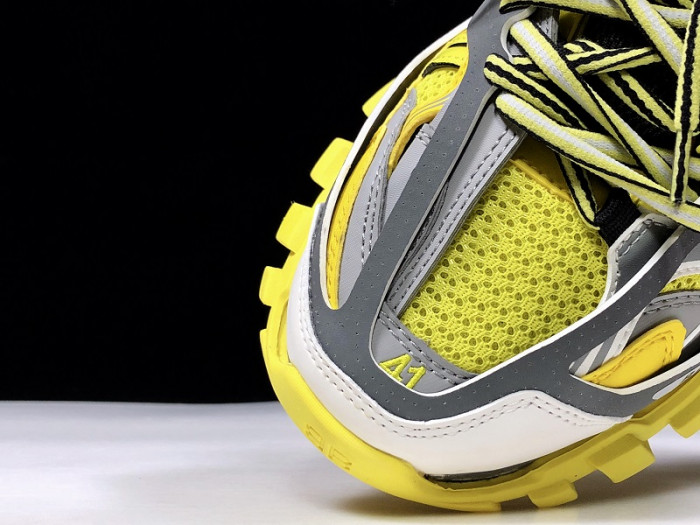 BLCG Track Yellow 542023 W1GB1 7184 - CCSHOES
