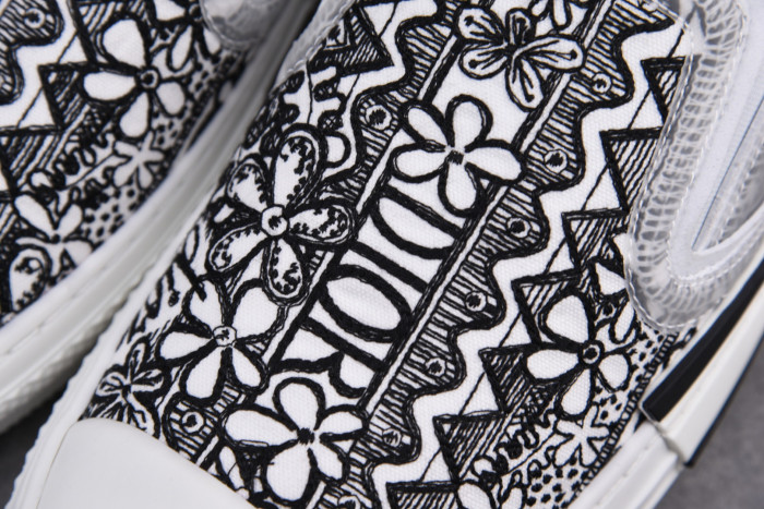 DR Homme Kaws Sneaker - CCSHOES