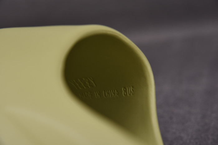 Adidas Yeezy Slide Resin GZ5551 - CCSHOES