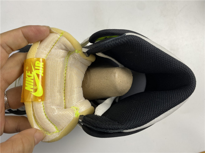 AIR JORDAN 1 RETRO HIGH OG 'VOLT GOLD' 555088-118 - CCSHOES