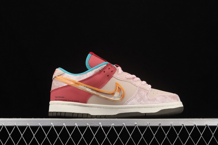 Nike Dunk Mid Social Status Free Lunch Strawberry Milk DJ1173-600 - CCSHOES