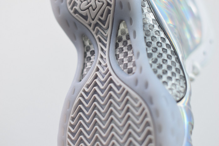 NIKE AIR FOAMPOSITE AA3963-105 - CCSHOES