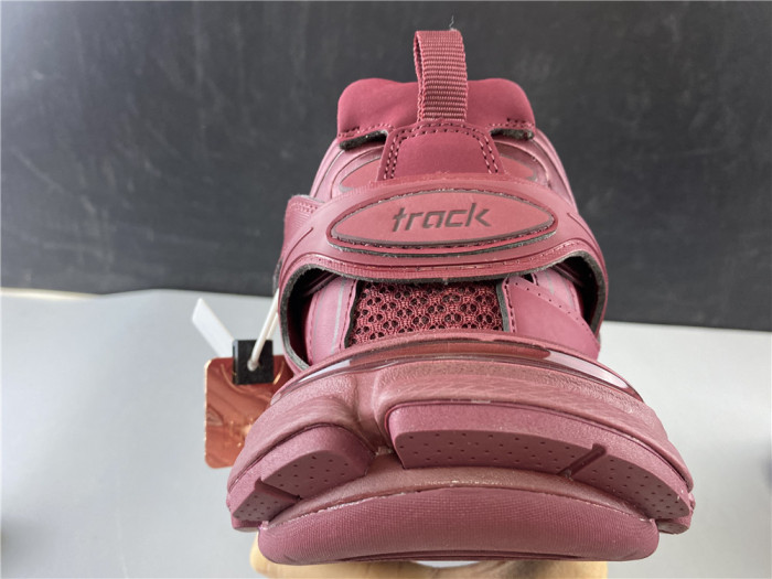 BLCG Track 3.0 542023 W2LA1 5504 - CCSHOES