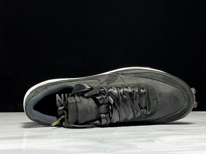 Nike LD Waffle Sacai Black Nylon BV0073-002 - CCSHOES