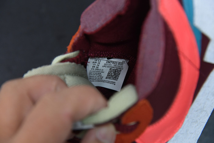 Nike Blazer Low sacai KAWS Red DM7901-600 - CCSHOES