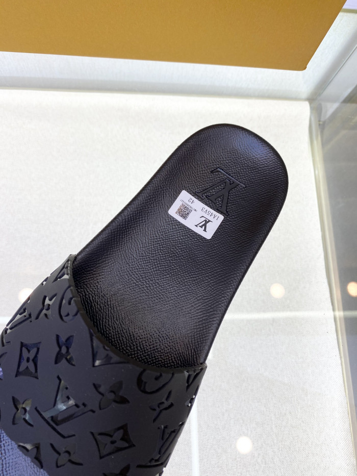 Loui Vuitto SLIPPERS - CCSHOES
