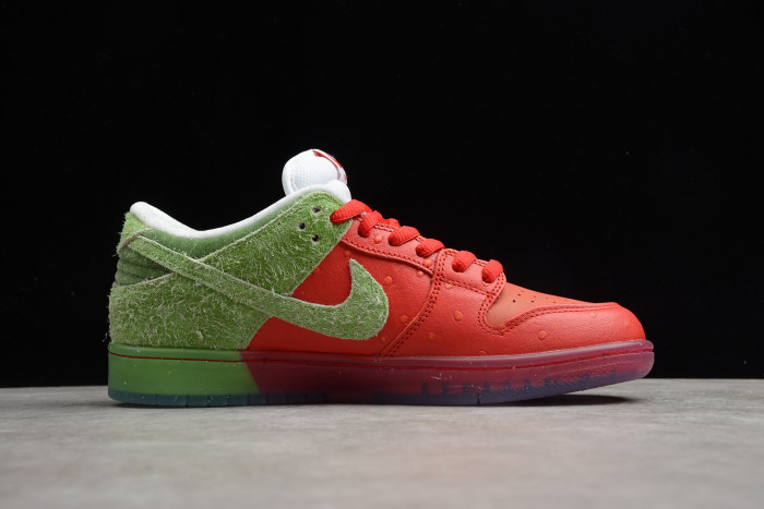 Nike SB Dunk Low Strawberry Cough CW7093-601 - CCSHOES