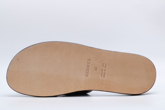 Herme Slippers - CCSHOES