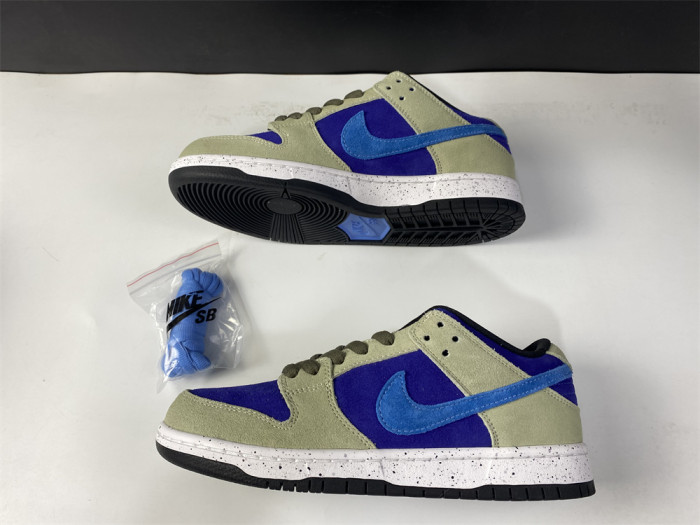 Nike Dunk Low SB Celadon BQ6817-301 - CCSHOES