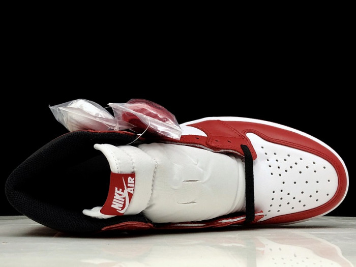 Air Jordan 1 Retro High OG "Chicago" 555088-101 - CCSHOES