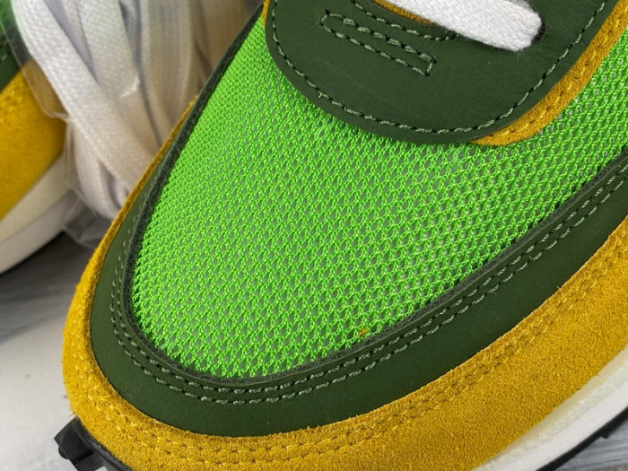 Sacai x Nike LDV Waffle Daybreak Green Multi BV0073-300 - CCSHOES
