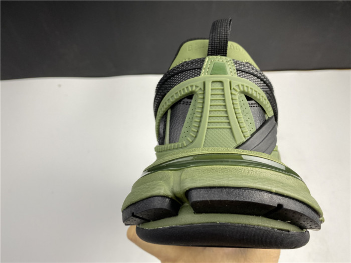 BLCG Track Sneaker 568614 W3AE1 2311 - CCSHOES