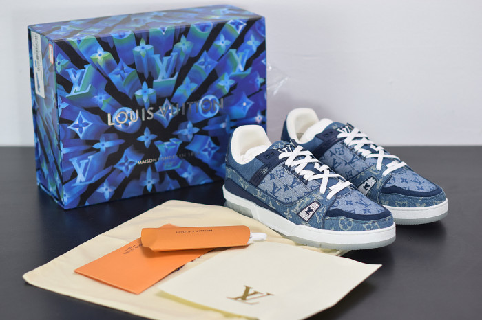B00B7 Loui Vuitto FRONTROW SNEAKER LOW - CCSHOES