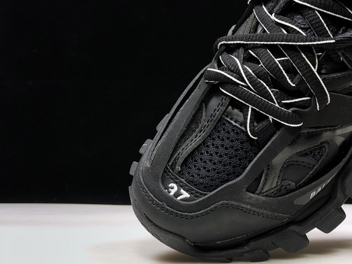 BLCG TRACK TRAINER 'TRIPLE BLACK' 542023 W1GB1 1000 - CCSHOES