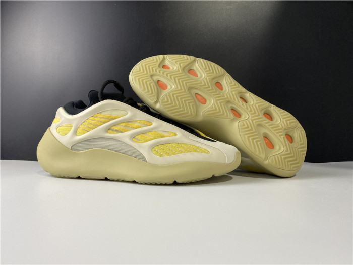 ADIDAS YEEZY 700 V3 “SRPHYM"G54853 - CCSHOES