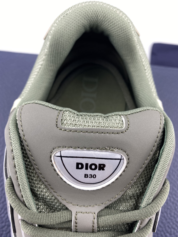 DR B30 Sneakers - CCSHOES