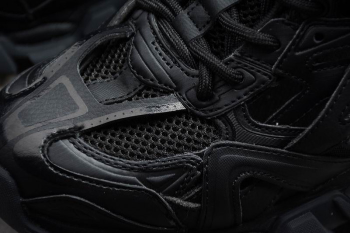 BLCG TRACK SNEAKER - CCSHOES