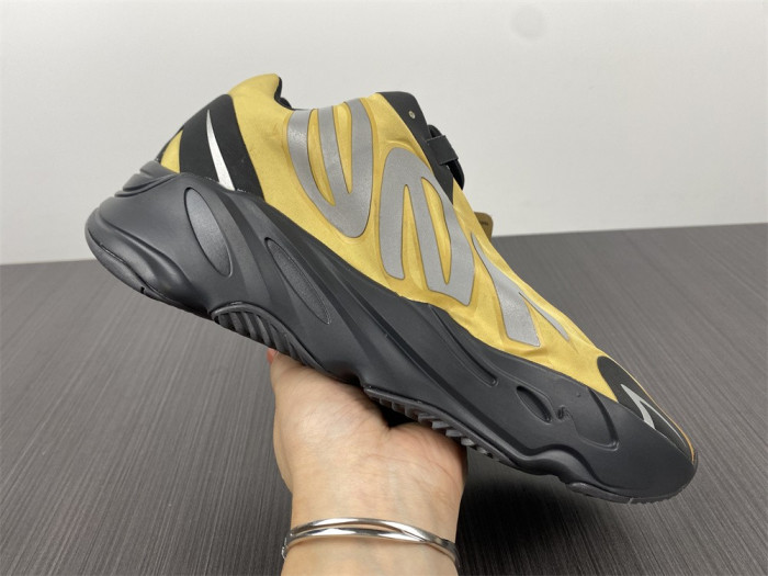Yeezy Boost 700 MNVN 'Honey Flux' GZ0717 - CCSHOES