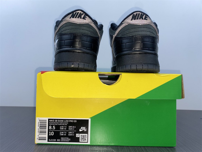 Familia x Nike SB Dunk Low “First Avenue” DJ1159-001 - CCSHOES