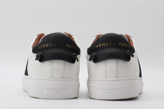 Givench LOW-TOP SNEAKER - CCSHOES