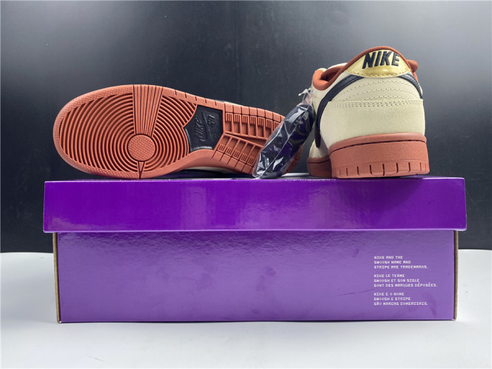 Nike SB Dunk Low Pro Hennessy BQ6817-100 - CCSHOES