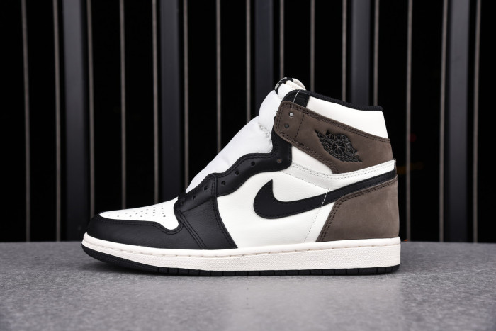 AIR JORDAN 1 RETRO HIGH DARK MOCHA 555088-105 - CCSHOES