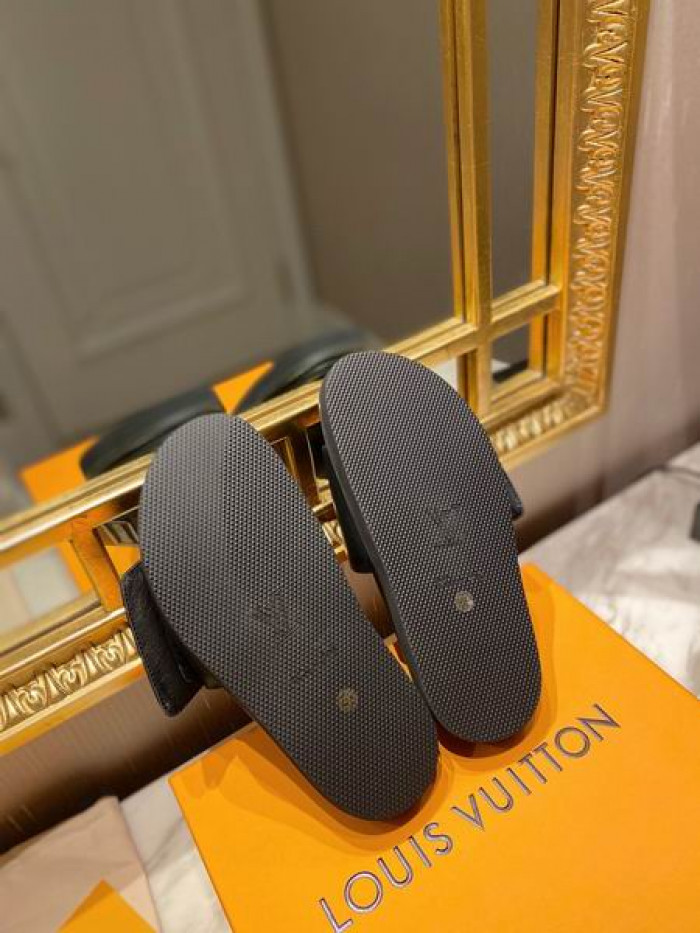 LV SLIPPERS - CCSHOES