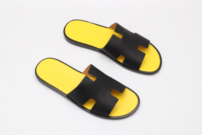 Herme Slippers - CCSHOES