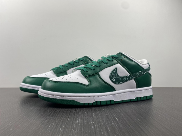 NIKE DUNK LOW ESSENTIAL PAISLEY PACK GREEN (W) DH4401-102 - CCSHOES