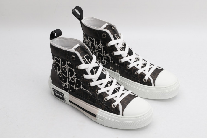 DR B23 Sneakers - CCSHOES