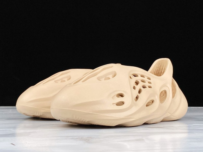 Yeezy Foam Runner Slide - CCSHOES