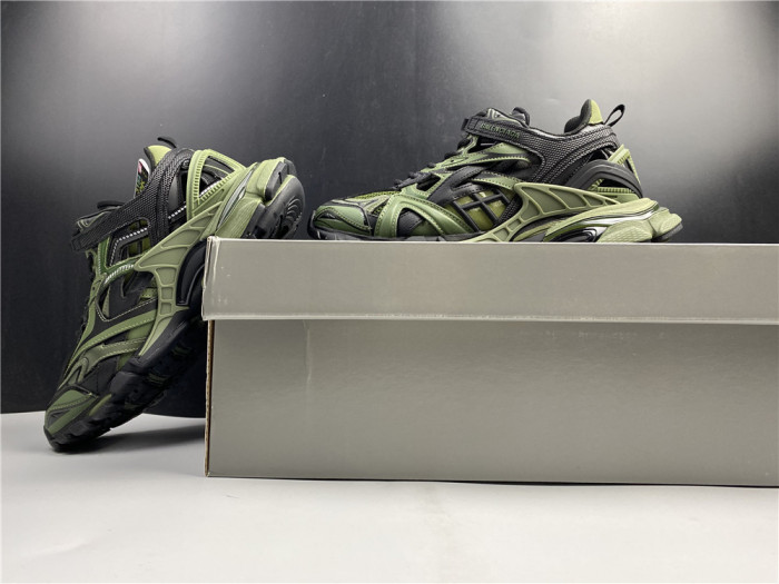 BLCG Track Sneaker 568614 W3AE1 2311 - CCSHOES